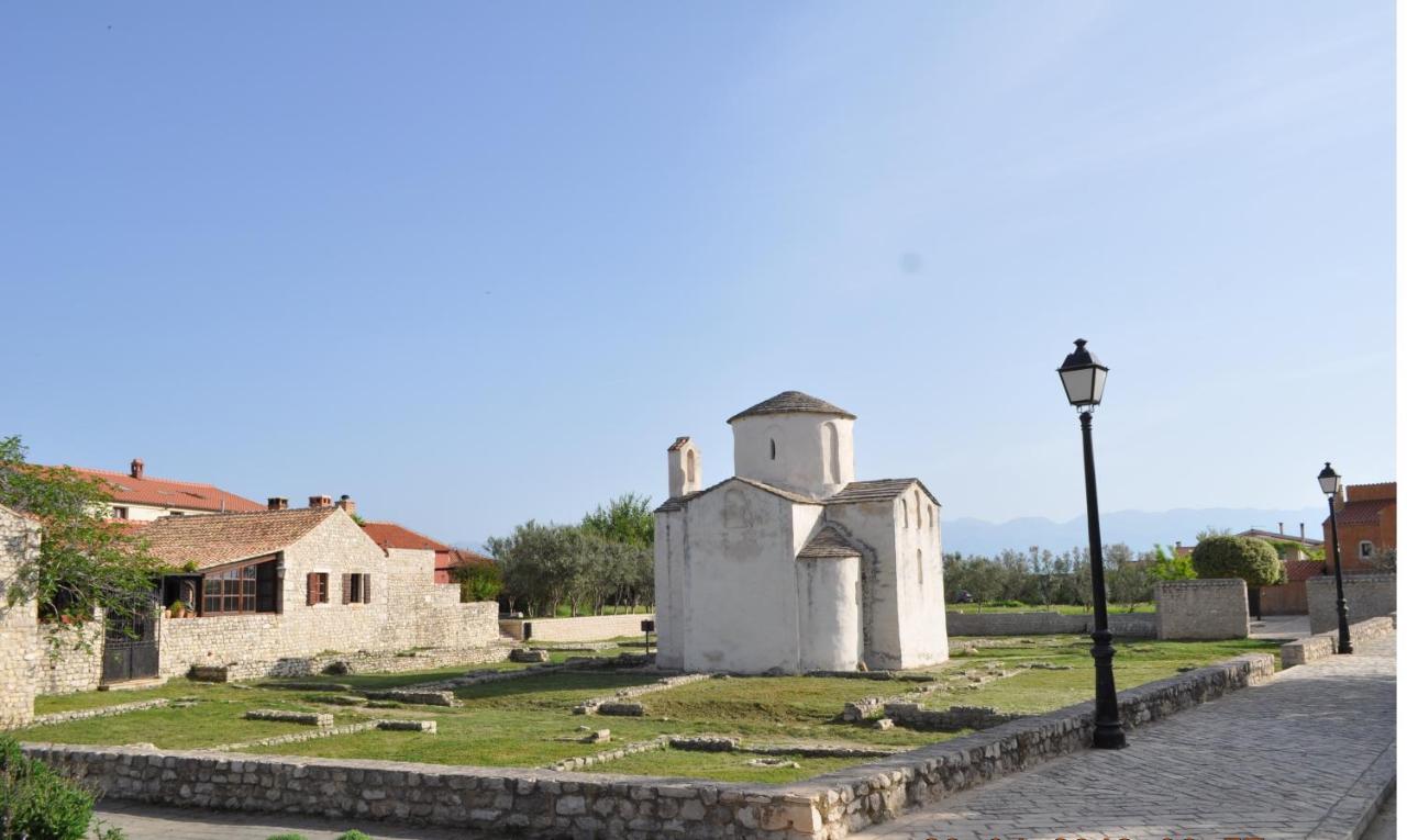 Familien Ferienhaus Vir Croatia 150M Strand Restaurant Einkaufen Exterior photo